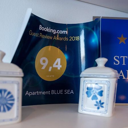 Blue Sea View Apartment Ровин Екстериор снимка